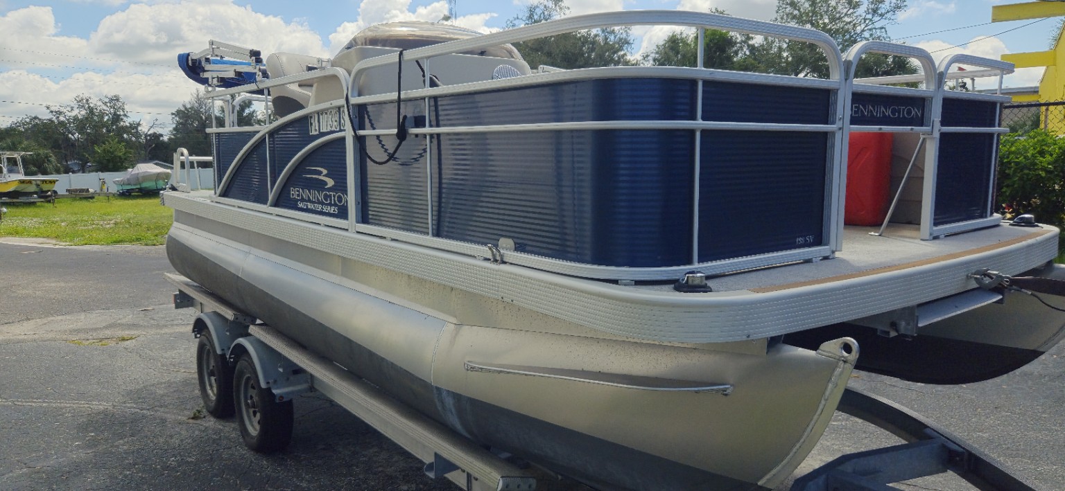 Ripple Effect pontoon side view